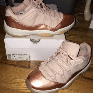 Air Jordan Retro 11 - Low : Rose Gold